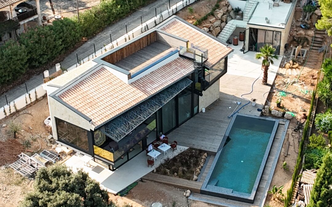 Design-Wärmepumpen als Architektur-Element auf Mallorca