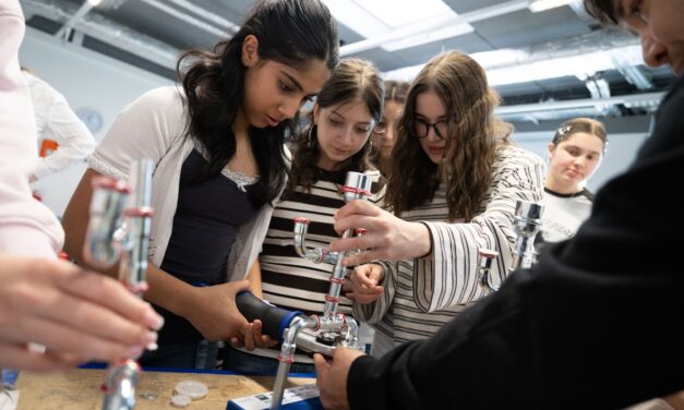 Mehr Frauen in der Gebäudetechnik: Betriebe setzen auf frühe Berufsorientierung