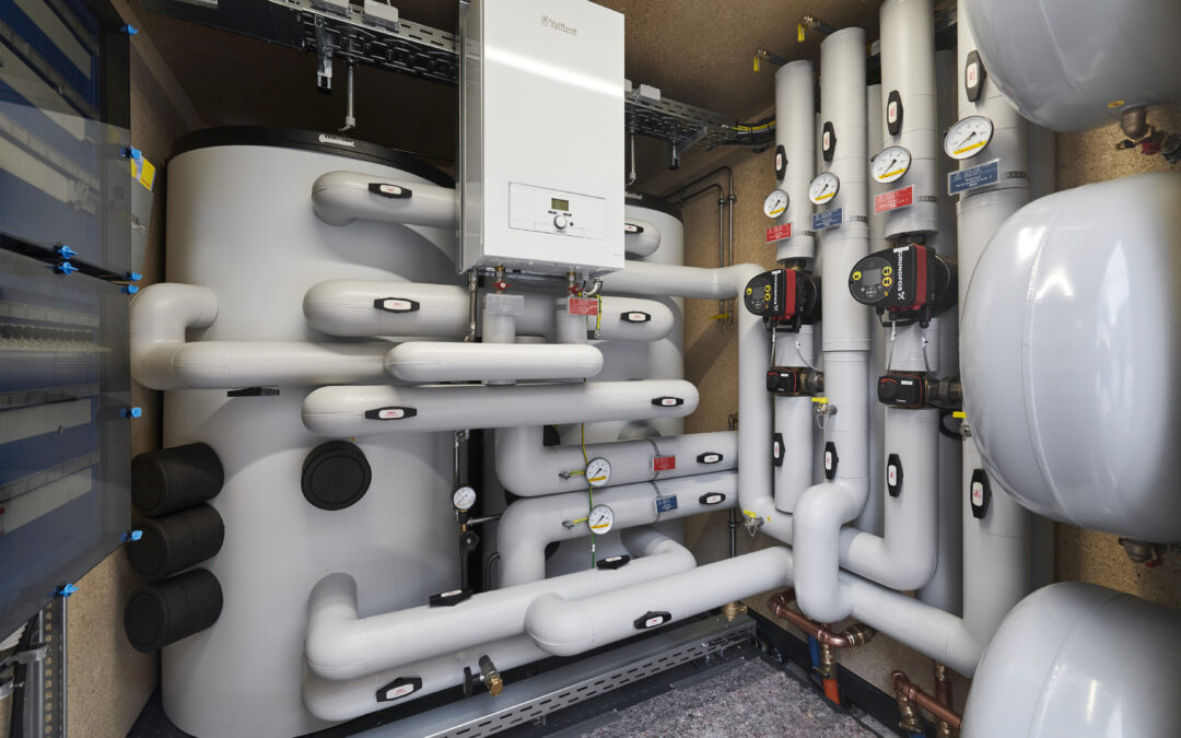 Vaillant bringt serielle Wärmepumpen-Heizzentrale nach Österreich