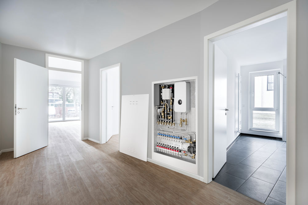 Bosch erweitert Wohnungsstationen für Wärmepumpen und Sanierungen