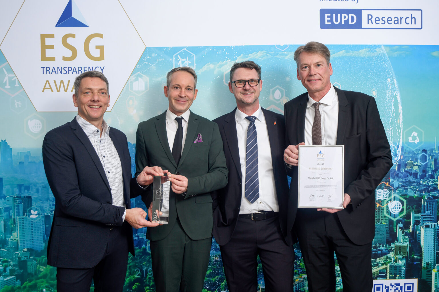 Solarmodul-Hersteller Aiko gewinnt ESG Transparency Award