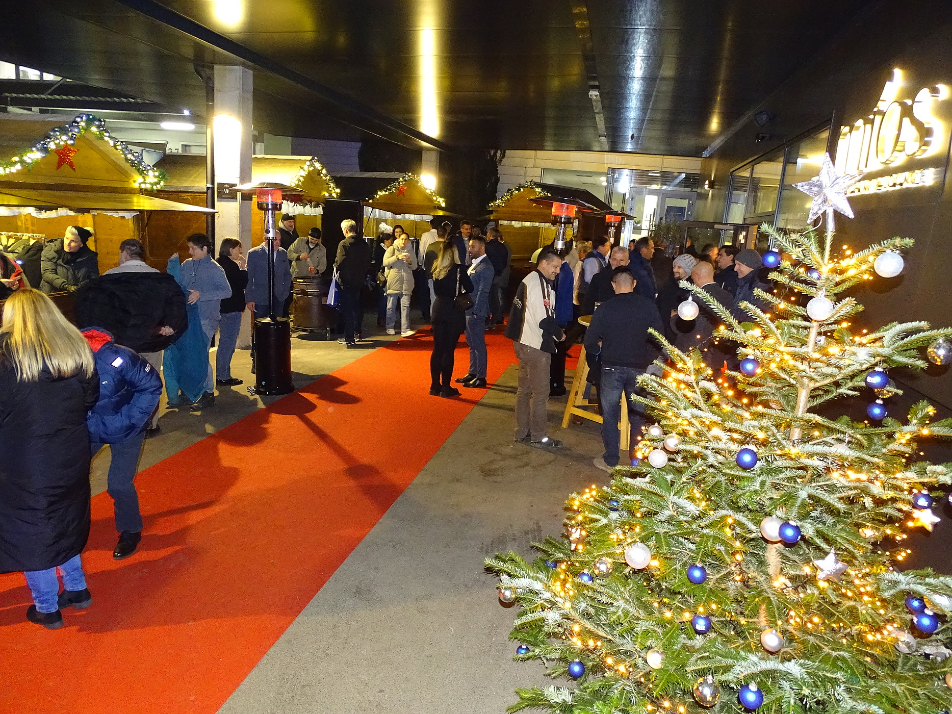SHT Ost lud zum Adventmarkt – und alle kamen