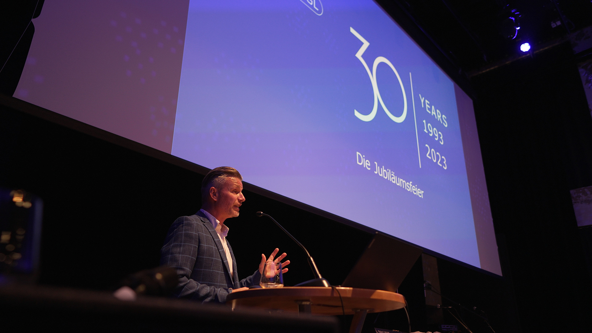 RISAN® feiert 30 Jahre Rohrsanierung von innen