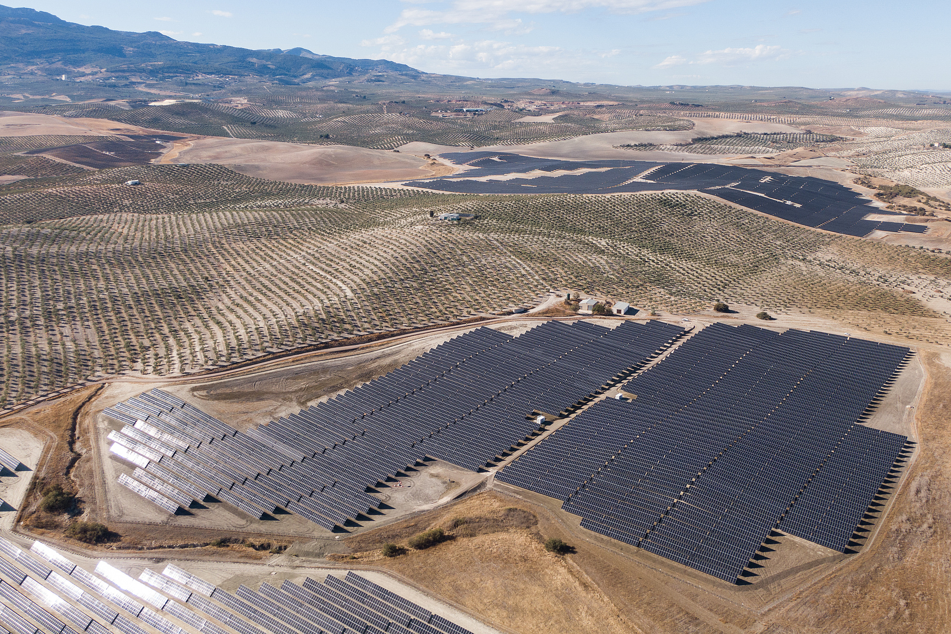 Trina Solar und Aquila Clean Energy unterzeichnen Rahmenvertrag