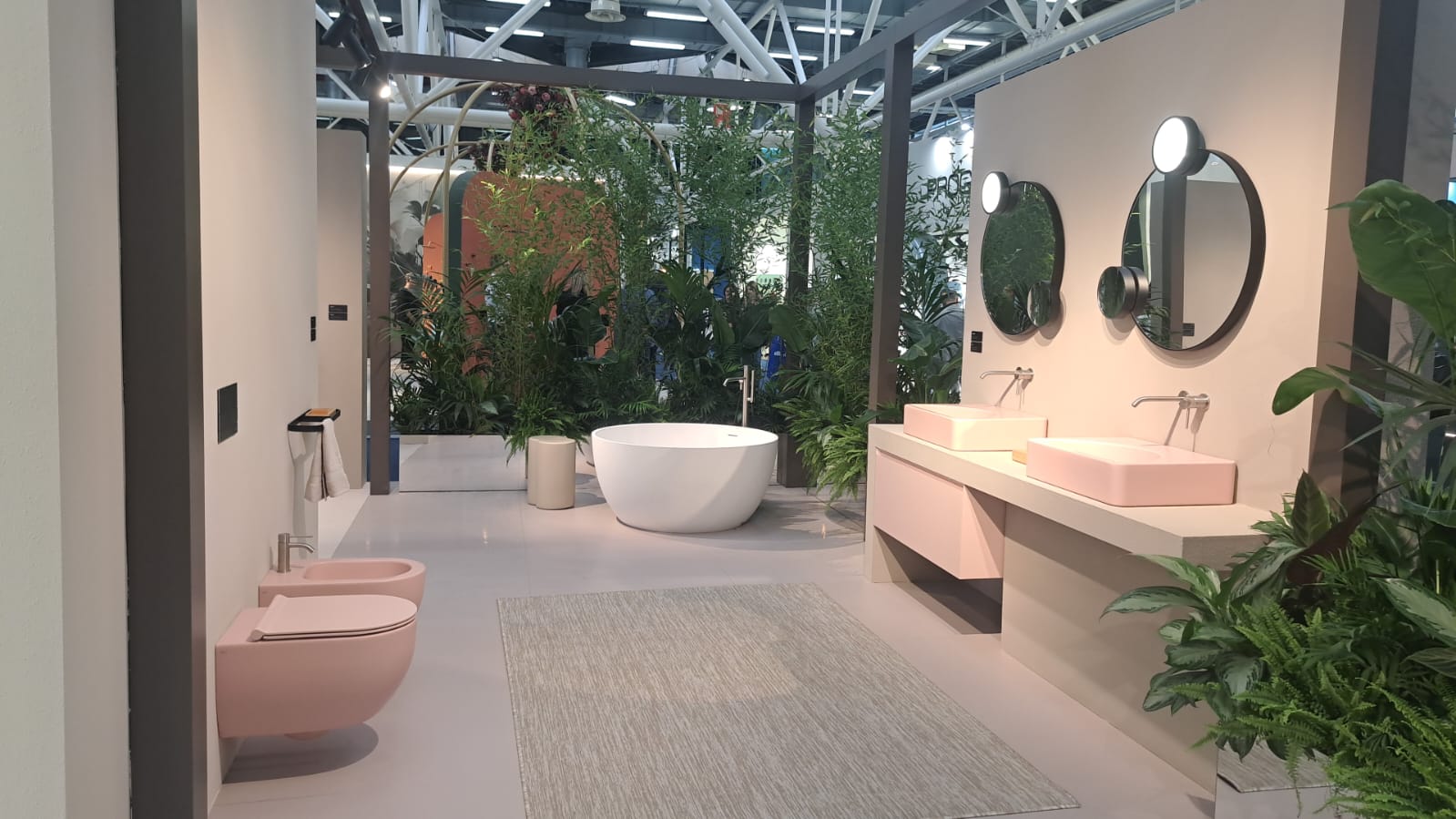 Cersaie 2024 – durch die rosarote Brille betrachtet!