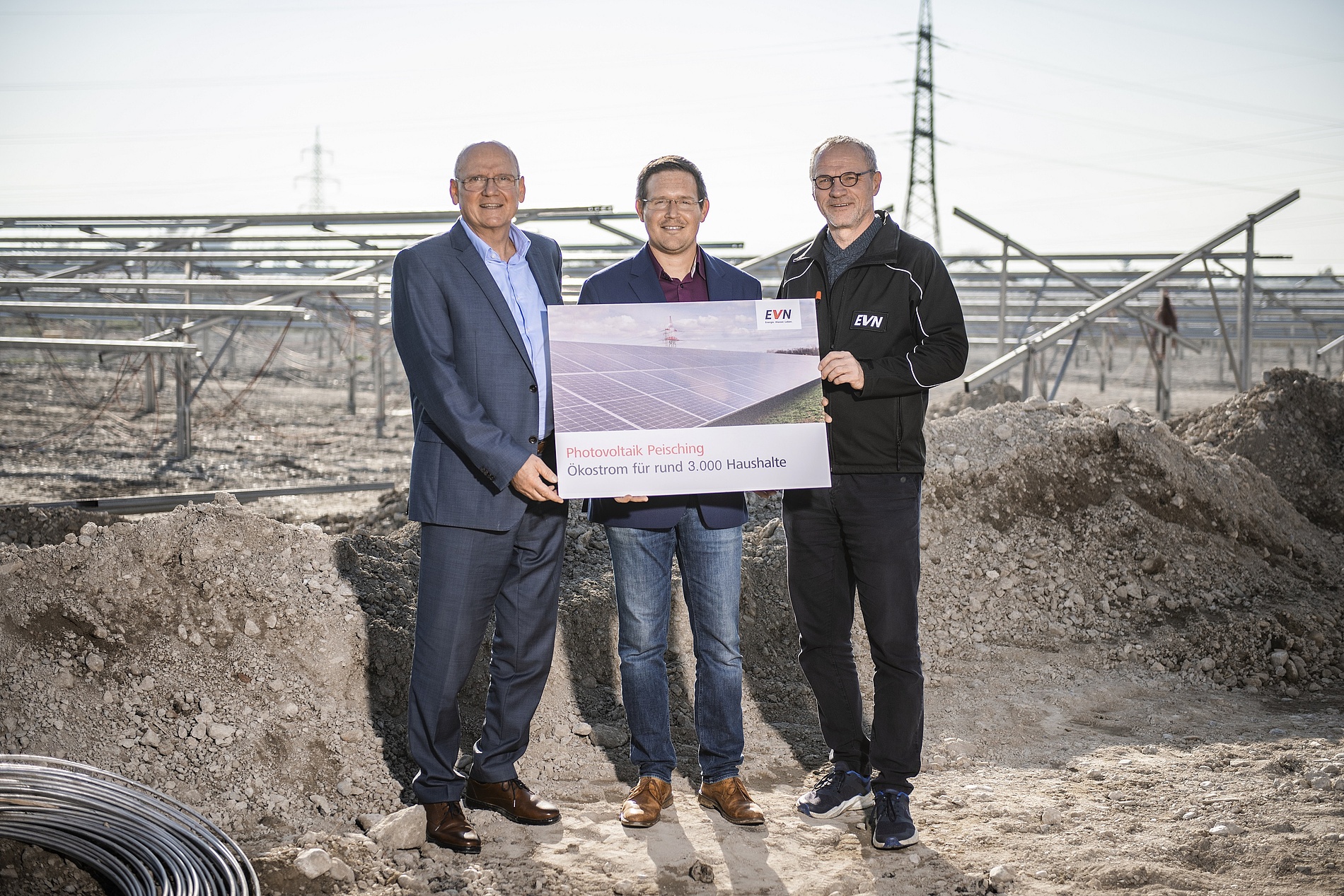 Sonnige Zukunft: Errichtung der PV-Anlage in Peisching schreitet voran