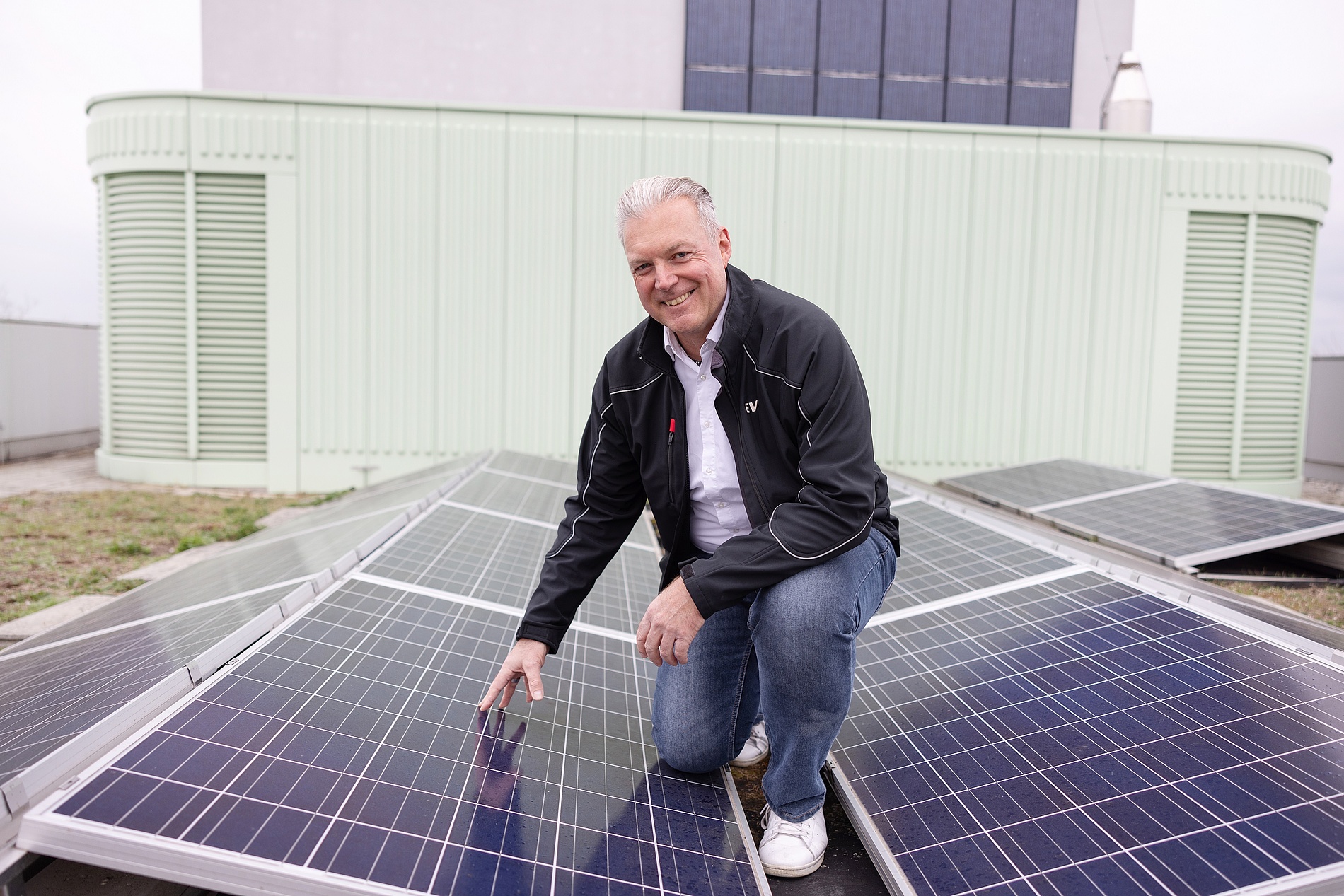 Photovoltaikanlagen-Mythen auf dem Prüfstand – EVN Energieberater Dieter Nadler klärt auf